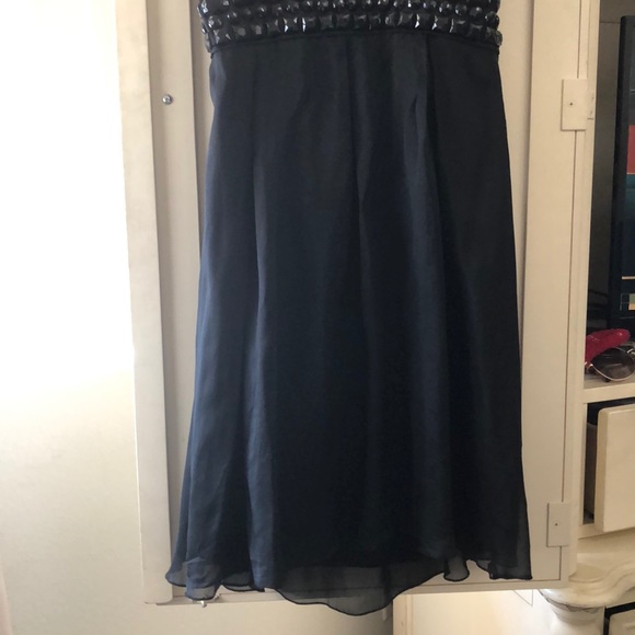 Dress - Picture 6 of 8